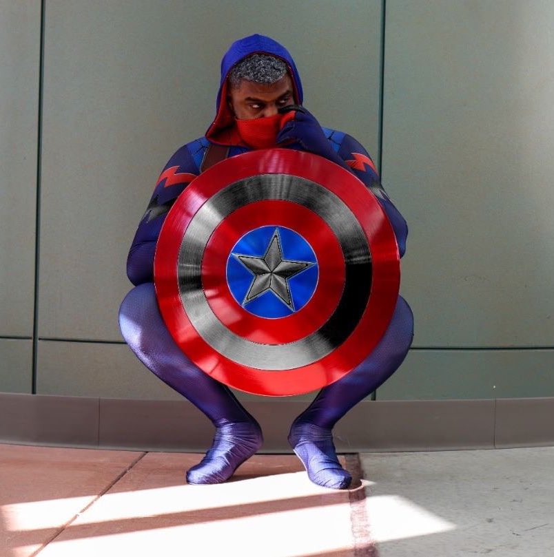 TheNeonSpidey's tweet photo. Different
🔵🔴⚫️
•
📸: @SanoTheLantern
•
#CaptainSilk #SpiderShield #CaptainAmerica #CaptainSpiderMan #CaptainSpidey #Marvel #MarvelComic #MarvelCosplay #SexyNerdMovement #NeonSpidey https://t.co/X3GTJ4BXRu