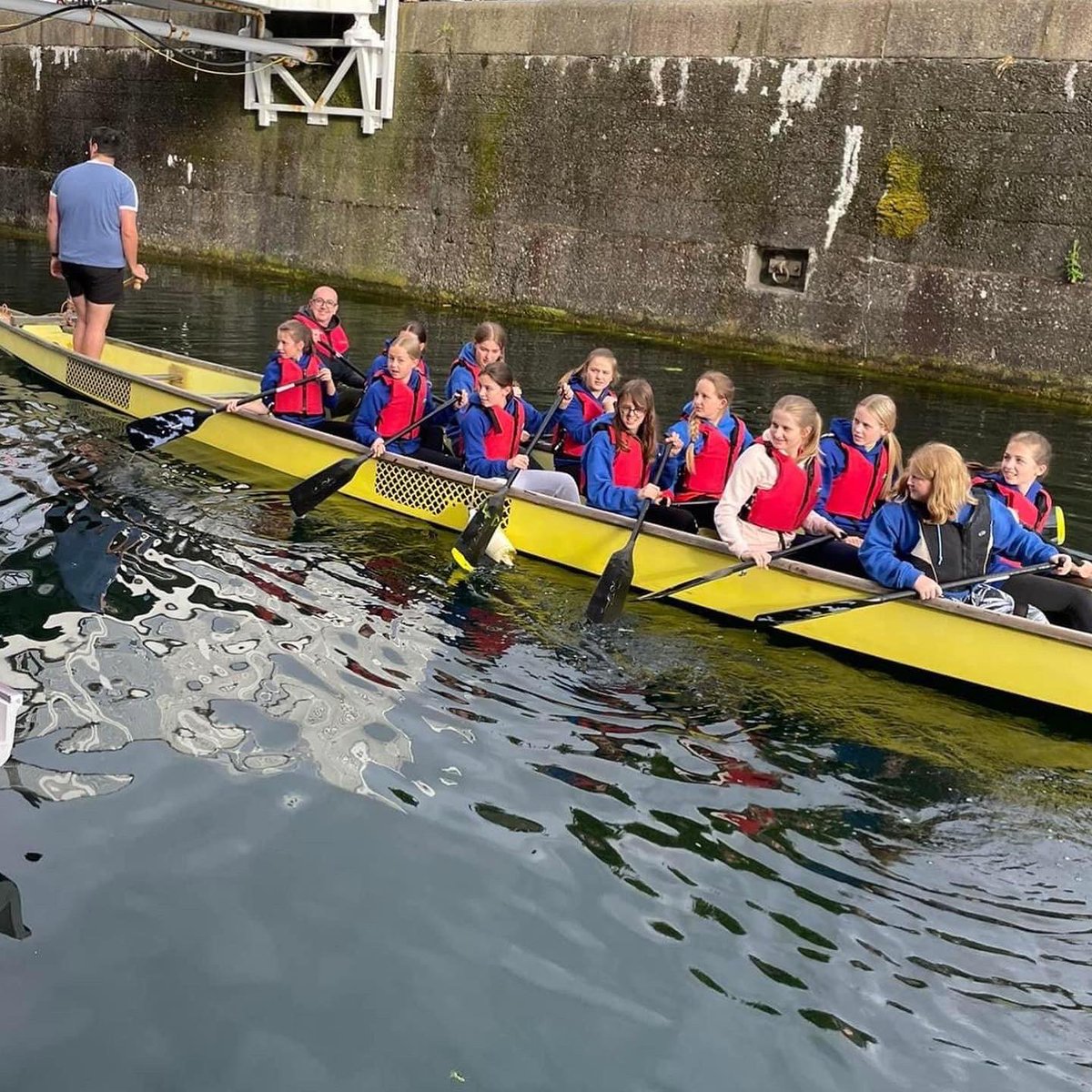 Liverpool marina …. Girls enjoyed boating! 💙