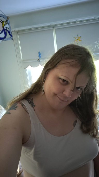 Relaxing for the day after my Live stream on fancentro 😘 https://t.co/VbK0qAra1L<a href="/tag/newprofilepic"class="tags"><span>#newprofilepic</span></a>