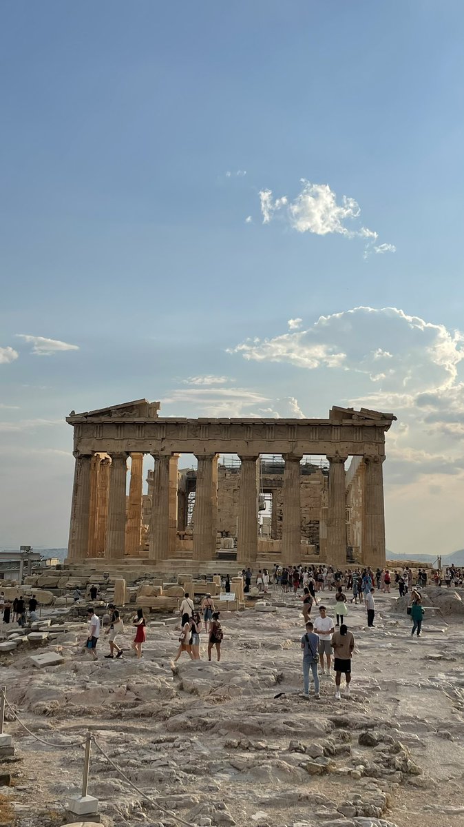 piradef's tweet photo. I started June with my first badminton tournament after 15 years stop playing. Then, I went to beautiful Athens and had an amazing week, learning about micro-and nano-plastic. I closed this month with my first sailing using a traditional boat. 

June was eventful 🖤 https://t.co/AMYbTVWEc6