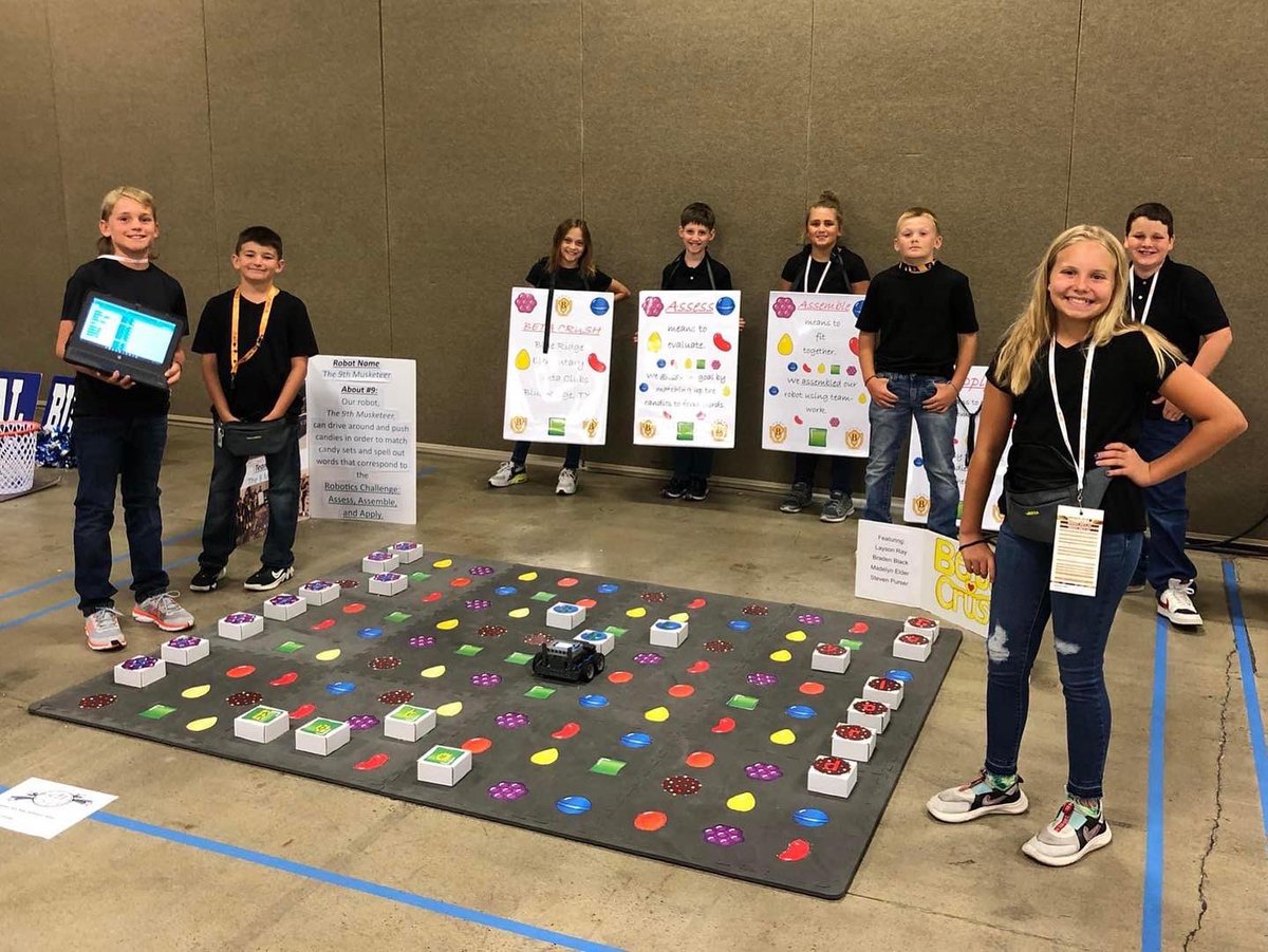 BRBetaClub's tweet photo. Elementary Beta had a very busy morning! Engineering, Living Literature, Group Talent, and Robotics (along with Visual Arts) have finished their competitions, and we should know our results at tonight’s First General Session! #BetaCon22 https://t.co/fcFbTZAvLH