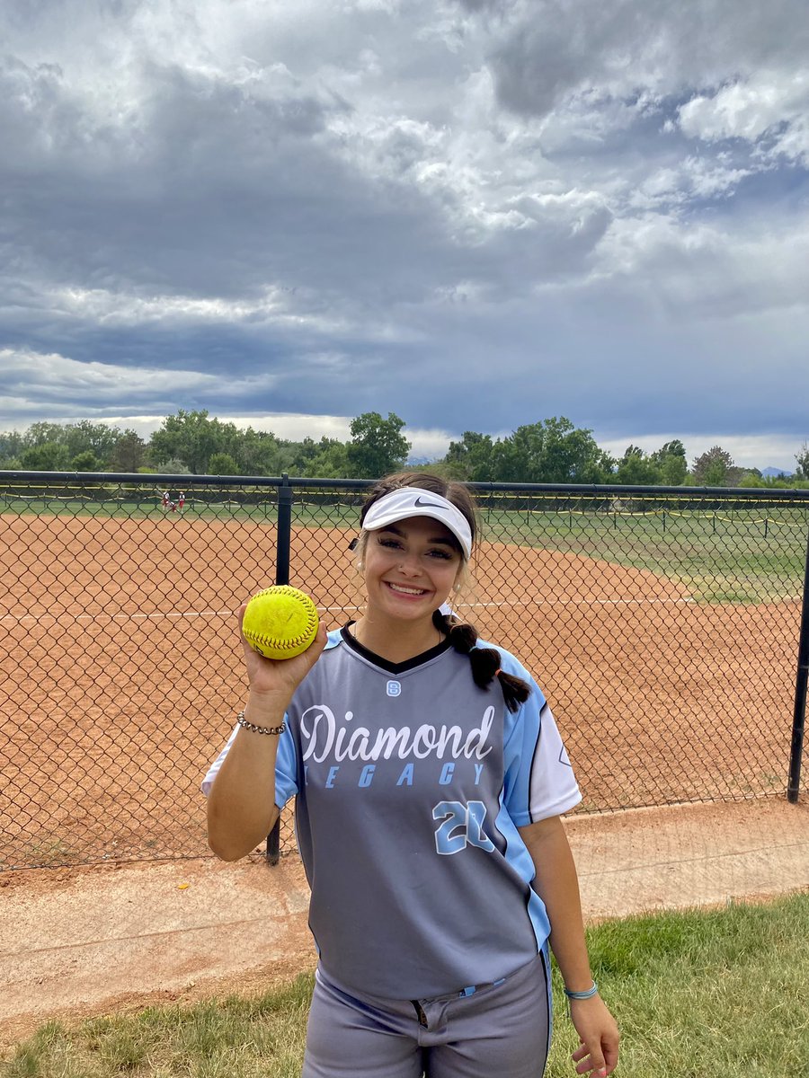 2 Run Bomb in Colorado to move us to the next round in the Triple Crown!