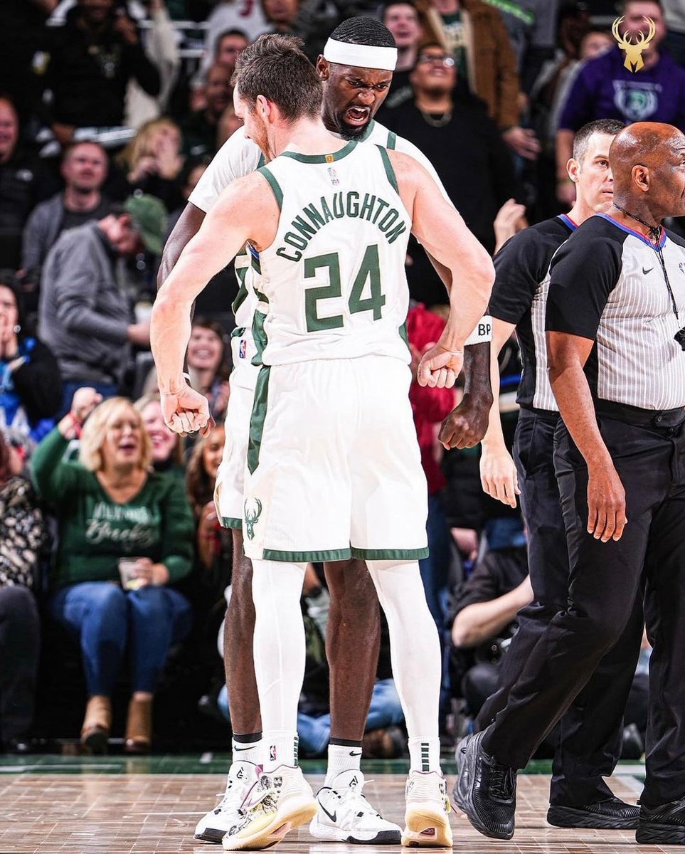 pconnaughton's tweet image. Hold up……
Wait a minute……
Y’all thought we were finished?!?!?? 🦌🤐🦌 
@BPortistime