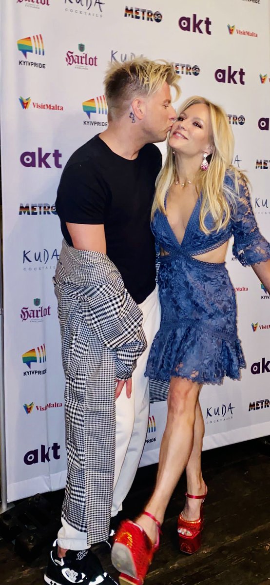 Stacey Jackson (@staerox) on Twitter photo Thank you for having me <a href="/MetroUK/">Metro</a> to kick off your amazing 50th anniversary pride celebrations at the #theboxlondon ! An amazing and inspiring event! Excited to be performing this Saturday on stage <a href="/ArcherStreetW1/">Archer Street</a> with my gorgeous bestie <a href="/andrewderbs/">Andrew Derbyshire</a> ! 🌈💃❤️ Thank you for having me <a href="/MetroUK/">Metro</a> to kick off your amazing 50th anniversary pride celebrations at the #theboxlondon ! An amazing and inspiring event! Excited to be performing this Saturday on stage <a href="/ArcherStreetW1/">Archer Street</a> with my gorgeous bestie <a href="/andrewderbs/">Andrew Derbyshire</a> ! 🌈💃❤️