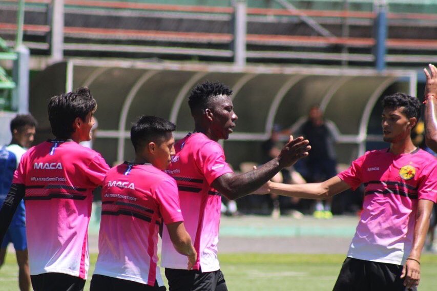 Enfocados en un mismo objetivo 🫡🔝 
<a href="/enriquherrera17/">I R V I N H E R R E R A</a> 

#Apertura2022
#GallosDeCorazón