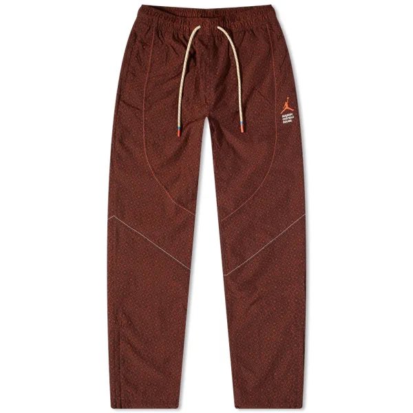 snkr_twitr's tweet photo. Jordan x Maison Château Rouge Apparel on END 

Shop -> https://t.co/FvDsbVcdQJ

#AD https://t.co/bEIU3lGwPA