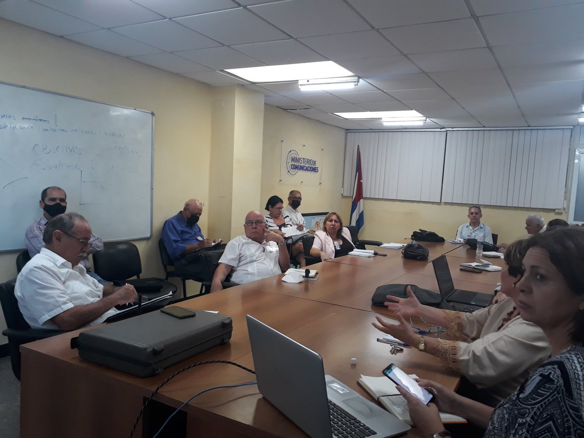 MaraLui85005402's tweet photo. #MacroprogramaCTI:Se presentó en la Secretaría Técnica el proyecto: "Bioyaguajay" de Sancti Spíritus.Experiencia innovadora de #desarrollolocal que busca impulsar la #producción de #alimentos conectando #ciencia con #economía, articulando a todos sus actores.#CubaVive @ElbaRosaPM https://t.co/cPLJZje8EH
