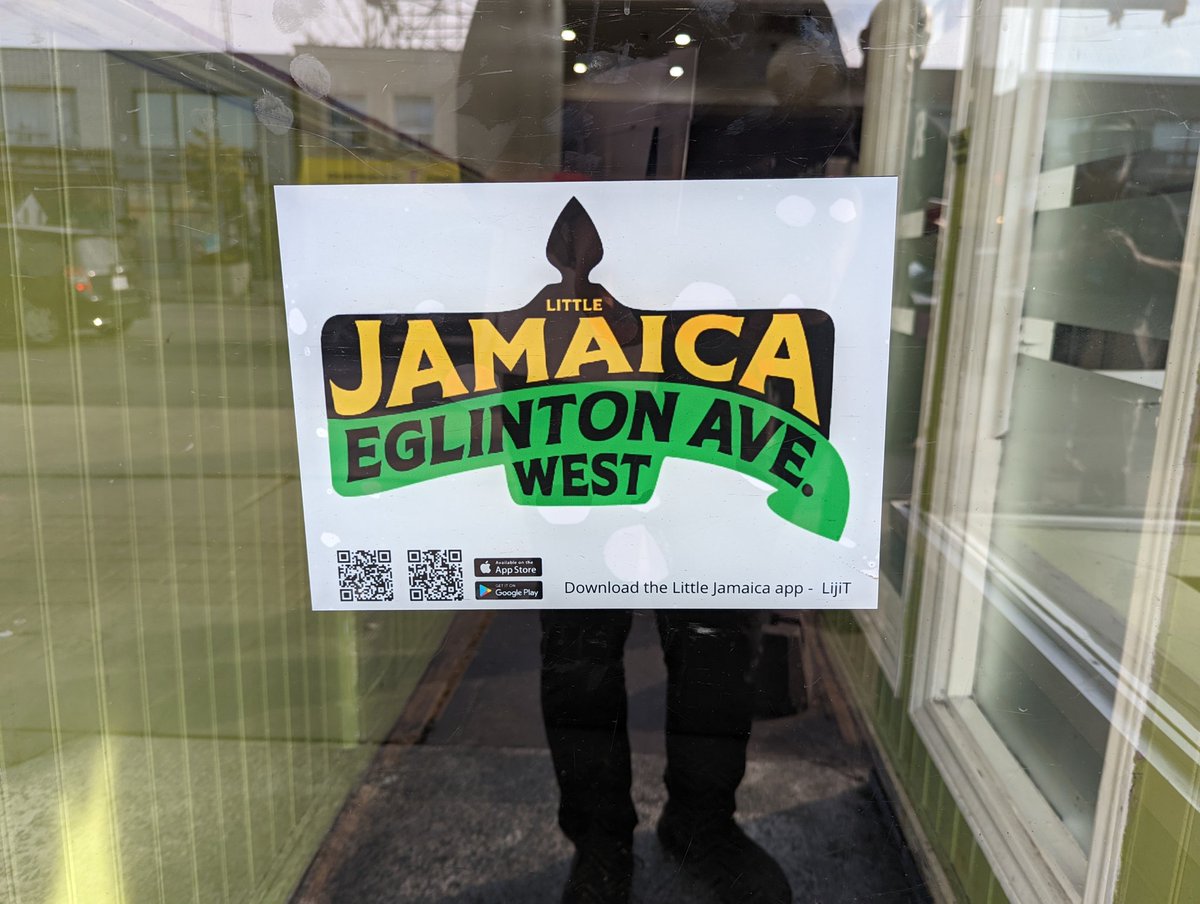 yshc's tweet photo. Walking Toronto's #LittleJamaica in Eglinton Ave W w/ @heritagetoronto @TheBBPA #HTtours https://t.co/29Qi3Yauxe