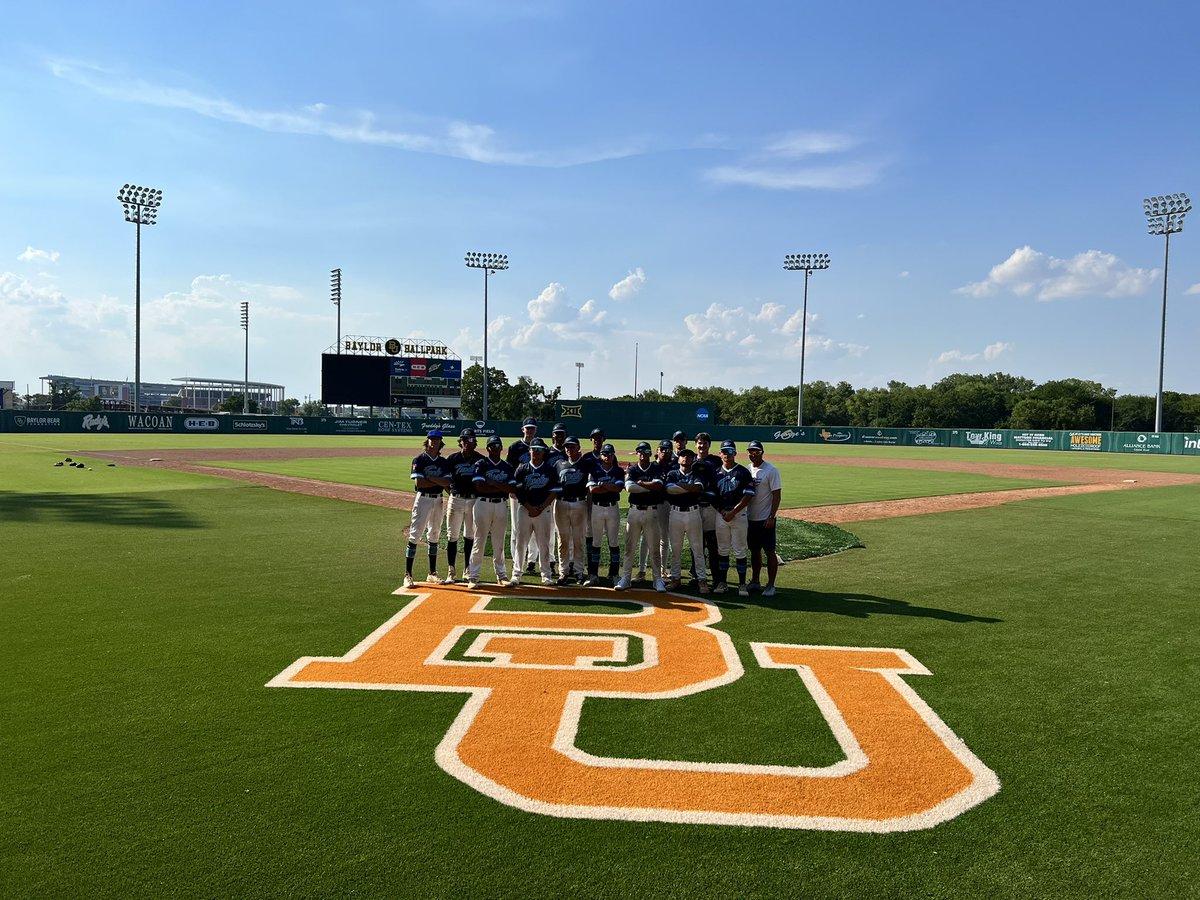 DaneYelovich's tweet photo. Fun day with these boys at Baylor! @troskysw_tpu @FiveToolTexas @TroskyBaseball #gymr #6toolnation #trosky https://t.co/bHckwSPyhW