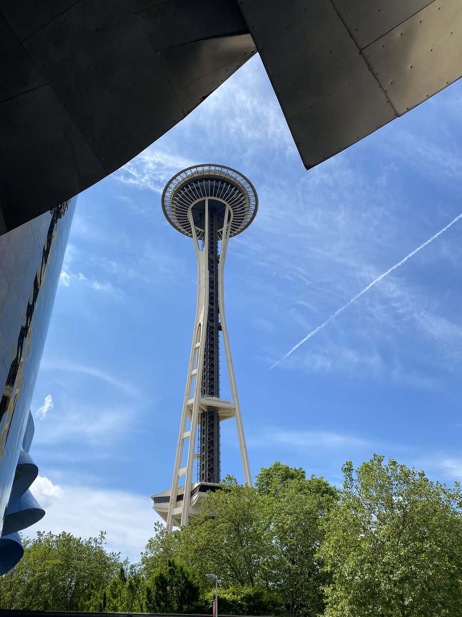 snhartje's tweet photo. I’m visiting Seattle and I took this picture of absolutely nothing for @Amander007. IYKYK. @WineandCrimePod https://t.co/zEqxr2kN1G