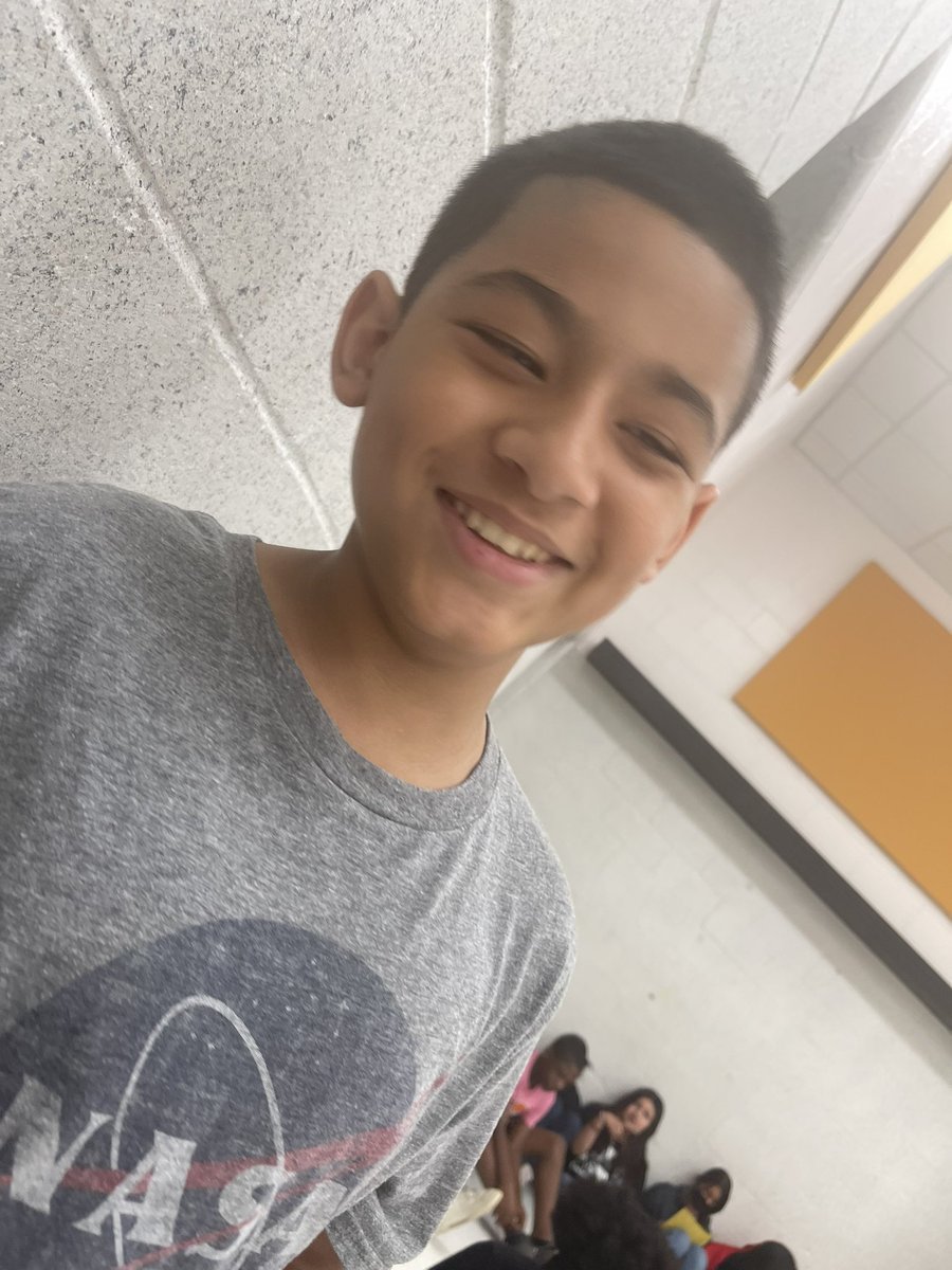 Ms_Gsanchez's tweet photo. Summer school wasn’t so bad after all! Although i am ready to go back home to LA for a while to refresh for next school year!! My kiddos enjoyed themselves and of course @MsD_Burnett killed it with dance! @HoffmanMS_AISD https://t.co/1utCkkeavU