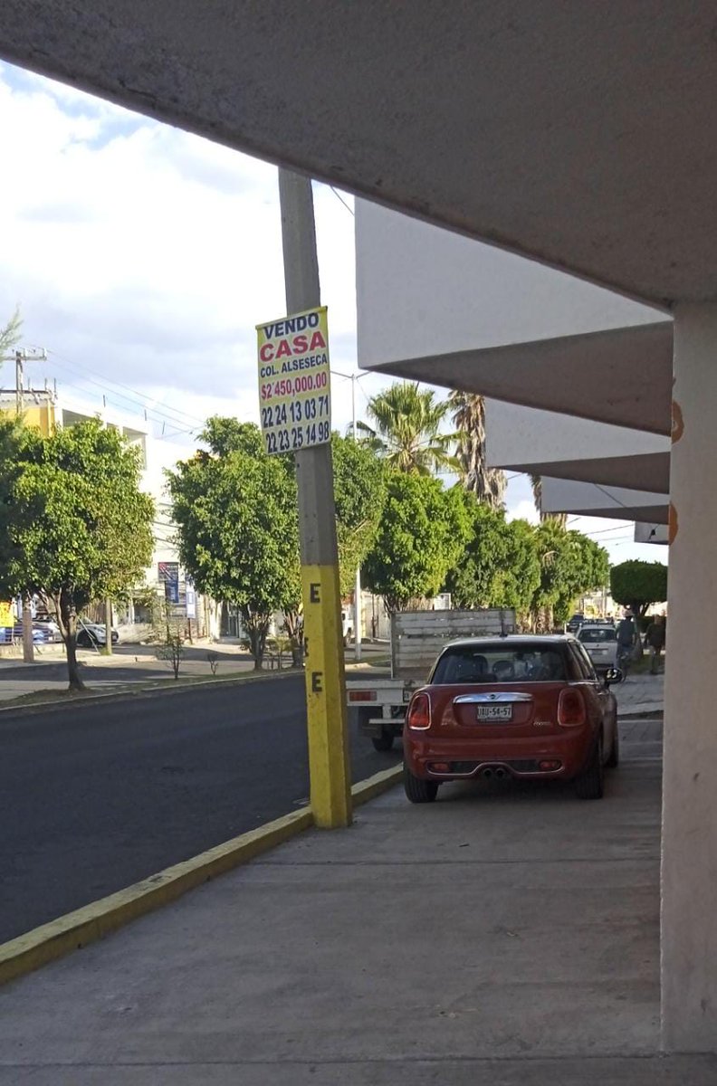 CIC Puebla (@cicpue) on Twitter photo 🚙VIALIDAD🚙 Auto mal estacionado en calle 24 Sur y Av. 43 Oriente Col. El Mirador PUE Vía WA CC <a href="/SSC_Pue/">SSC Puebla</a> 🚙VIALIDAD🚙 Auto mal estacionado en calle 24 Sur y Av. 43 Oriente Col. El Mirador PUE Vía WA CC <a href="/SSC_Pue/">SSC Puebla</a>