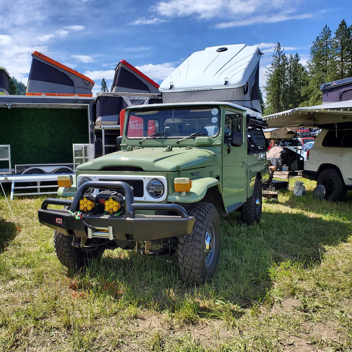 WarnIndustries's tweet photo. Three distinctly different classic Toyota Land Cruisers from the BC and NW Overland Rallies. Which do you like best? #WARNequipped https://t.co/3yINYKM5bz