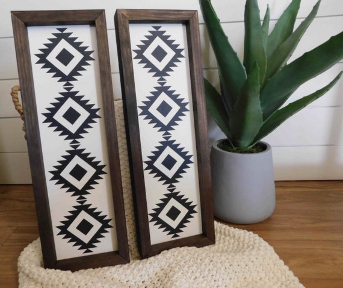 Our aztec verticals have been super popular lately! 🥰
.
.
.
.
.

#verticalsign #verticalwoodsign #woodsignsdecor #woodsignshop #custommadesigns #customwoodwork #customwoodsigns #customwoodworking #aztec #boho #aztecdesign #westernwallart #bohowallart #aztecwallart