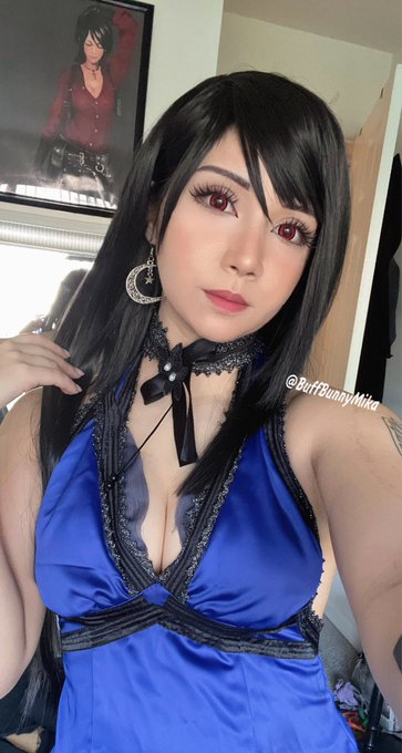 Did another Tifa photoshoot on Tuesday, this time with long hair 💙 https://t.co/FwY49F7n9y