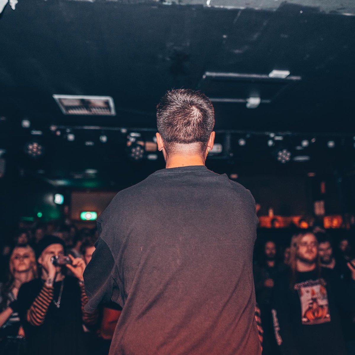 OutsiderADL's tweet photo. Under 100 tickets for Adelaide
@whileshesleeps | @loatheasone | @mirrorsaus 

@destroyalllines | @lionartsfactory 

📸 @threesix_imagery https://t.co/dXr9moTrKT