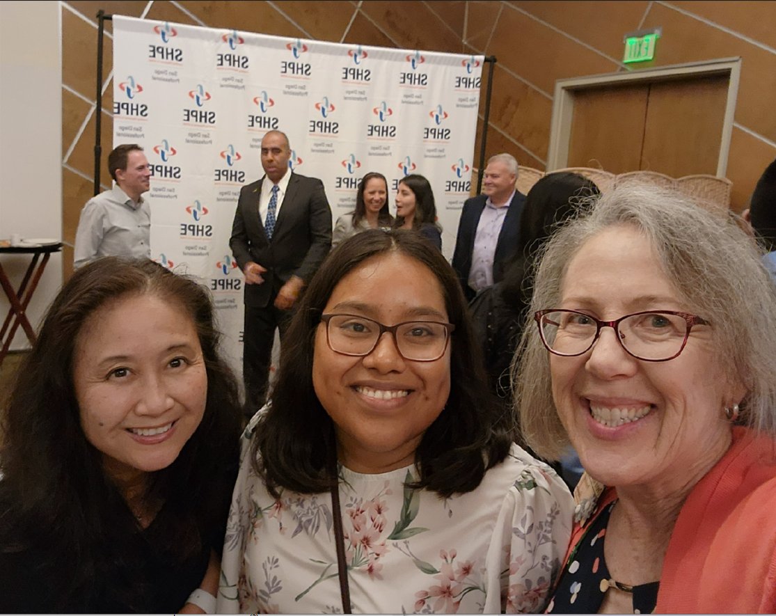 Thank you to SHPE for inviting us to your 40th Anniversary Banquet this last weekend to represent SWE! Our FY22 Outreach Committee Chairs were able to attend, and our SWENext Committee Chair. They were able to meet up with many new and old connections both SWE, and SHPE.