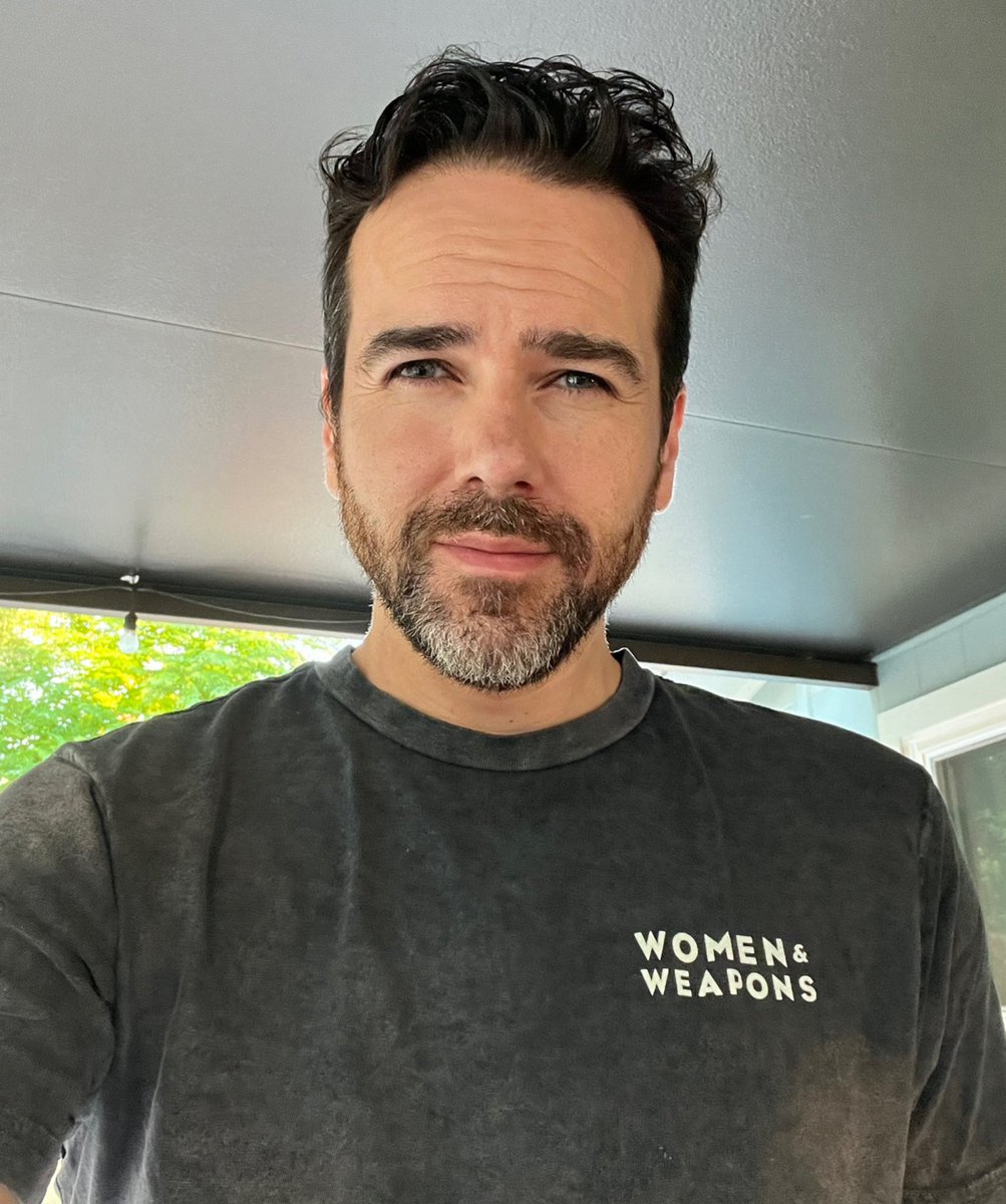 Oh yeah, I just remembered I got a @WomenandWeapons #NFT t-shirt at #Consensus2022 

@consensus2023 #NFTCommunity