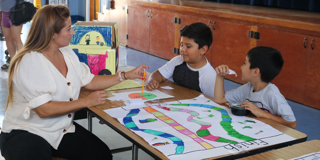 AdaSNelson_ES's tweet photo. Our ST Math Puzzle Showcase was a grand success! Students had a great time showing off their puzzles and playing with other students' puzzles. Thank you to all the participants and community who came out in support! 

#AdaSNelsonES #EdChat #Education #STMath https://t.co/lVF49KNswU