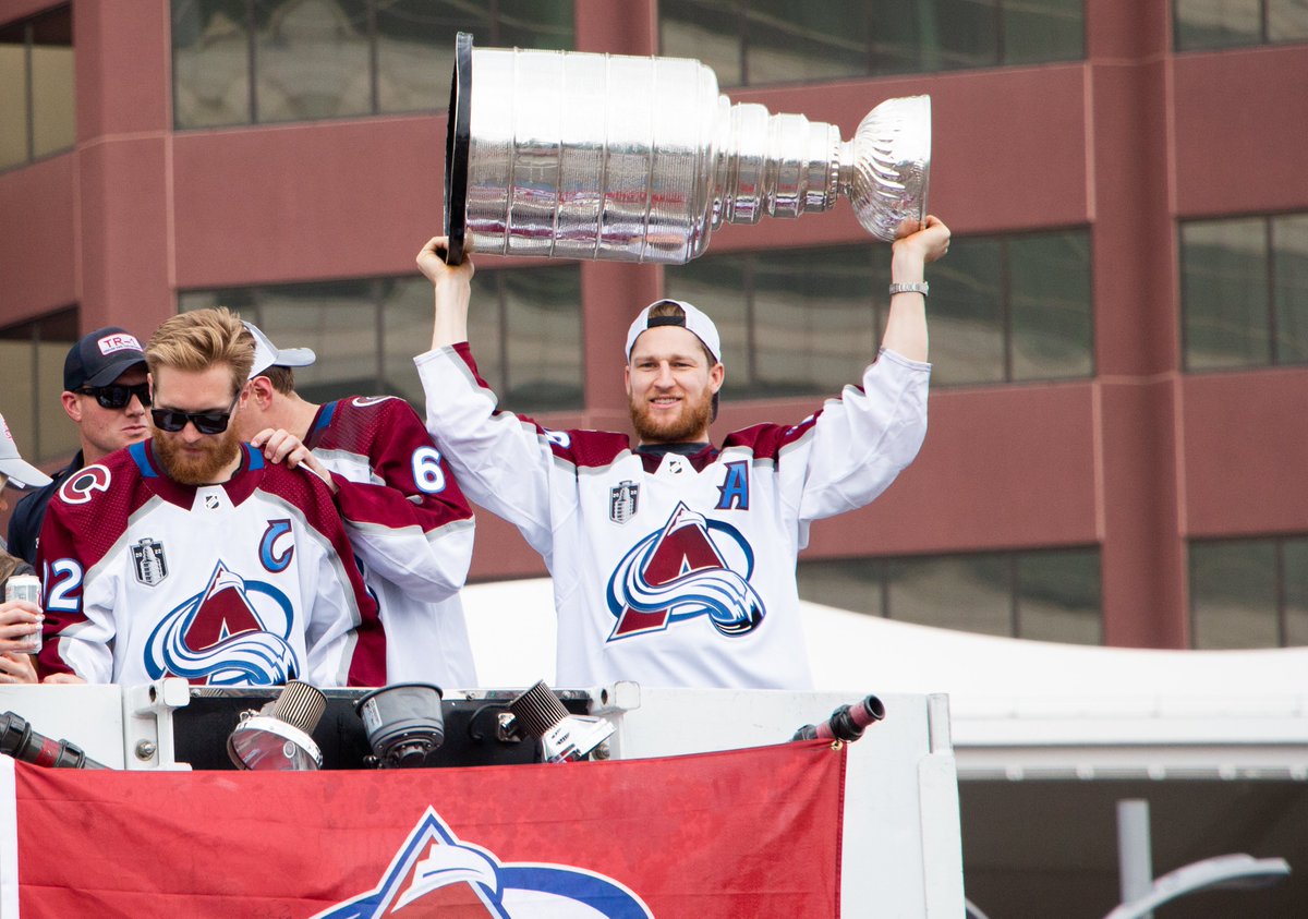 JessSatin's tweet photo. An exciting day in Colorado for hockey fans! The Stanley Cup victory parade was held today in Denver after a long 21 year wait following the Colorado @Avalanche's last Cup win in 2001. The franchise has won 3 Stanley Cups total since moving to Colorado in 1995. #NHL #stanleycup https://t.co/siVIubLtIc