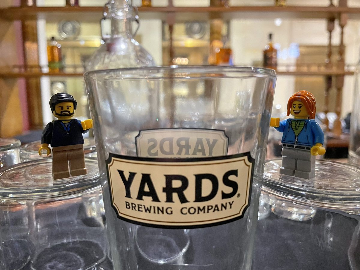 The athletic trainers are taking time to appreciate some local brews during their alumni parties. #nata2022 #legoatc
