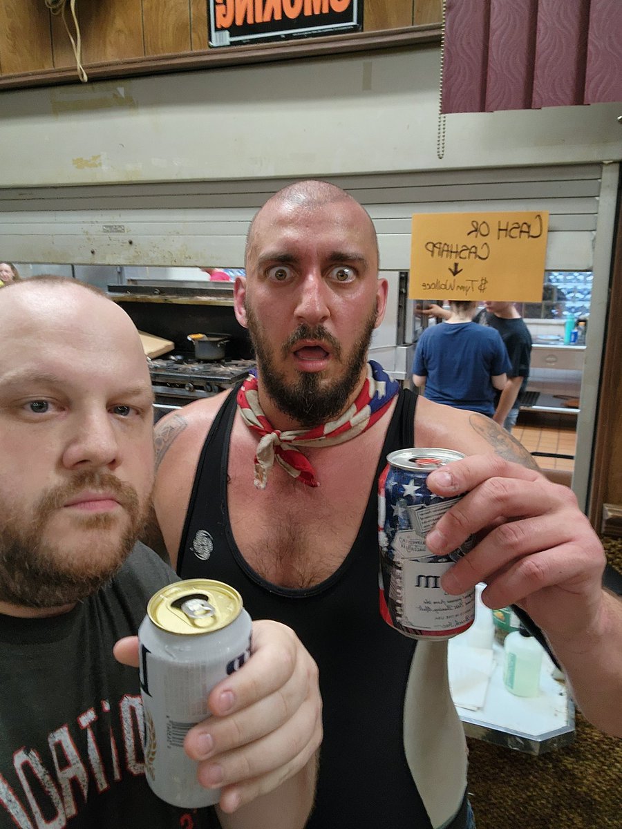 SuperBumRush's tweet photo. Wrestling and beer with @ManceWarner. Doesn't get much better. @GCWrestling_ #GCWDOA https://t.co/Yf3TYDnlXm
