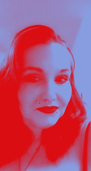 Muah 💋 https://t.co/LR3j5sEdPZ<a href="/tag/newprofilepic"class="tags"><span>#newprofilepic</span></a>