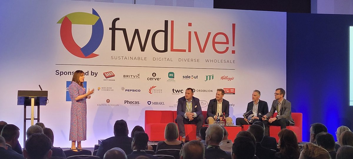 vickirainbow's tweet photo. What a day (and night!) at @FWDwholesale Live yesterday. Great to catch up with industry friends and hear so much positivity coming from the channel. Easy to get caught up in the doom and gloom of current times, but wholesalers are seeing growth and opportunity #fwdlive @cirklepr https://t.co/fFbbKYONlC