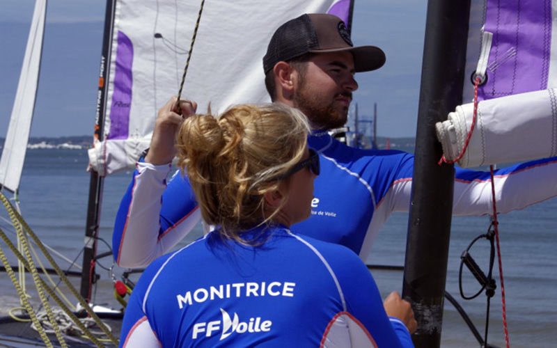 Notre étude avec <a href="/ENVSN56/">Ecole Nationale de Voile et des Sports Nautiques</a> et <a href="/FFVoile/">FFVoile</a> pour mieux connaître les professionnel·les de la #voile est en cours. Les premiers résultats sur les métiers, diplômes se dégagent. Rendez-vous au @NauticParis pour la sortie de notre publication #SportsdeNature sportsdenature.gouv.fr/etude-pour-mie…