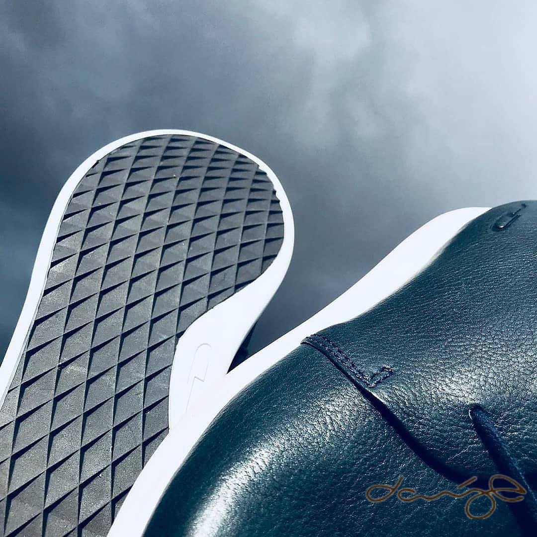 danjeshoes's tweet photo. Venture past the possible into new horizons. HAPPY NEW MONTH.
#designedinNairobi #fortheculture #danjeshoes
☎️ 0790498400 https://t.co/n78lUlYYCs