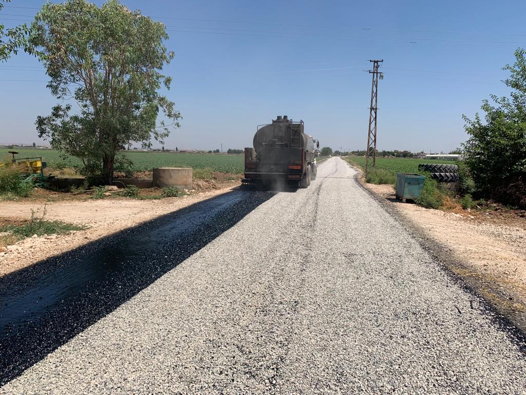 sanliurfabld's tweet photo. 📍Eyyübiye

Ulucanlar - Kınalı - Horoz - Bayraklı güzergâhında sathi kaplama asfalt çalışmalarımız tamamlandı✅

13 ilçe 1.250 kırsal mahallemiz için durmadan, yorulmadan çalışıyoruz. https://t.co/IRVqt0Sc1P