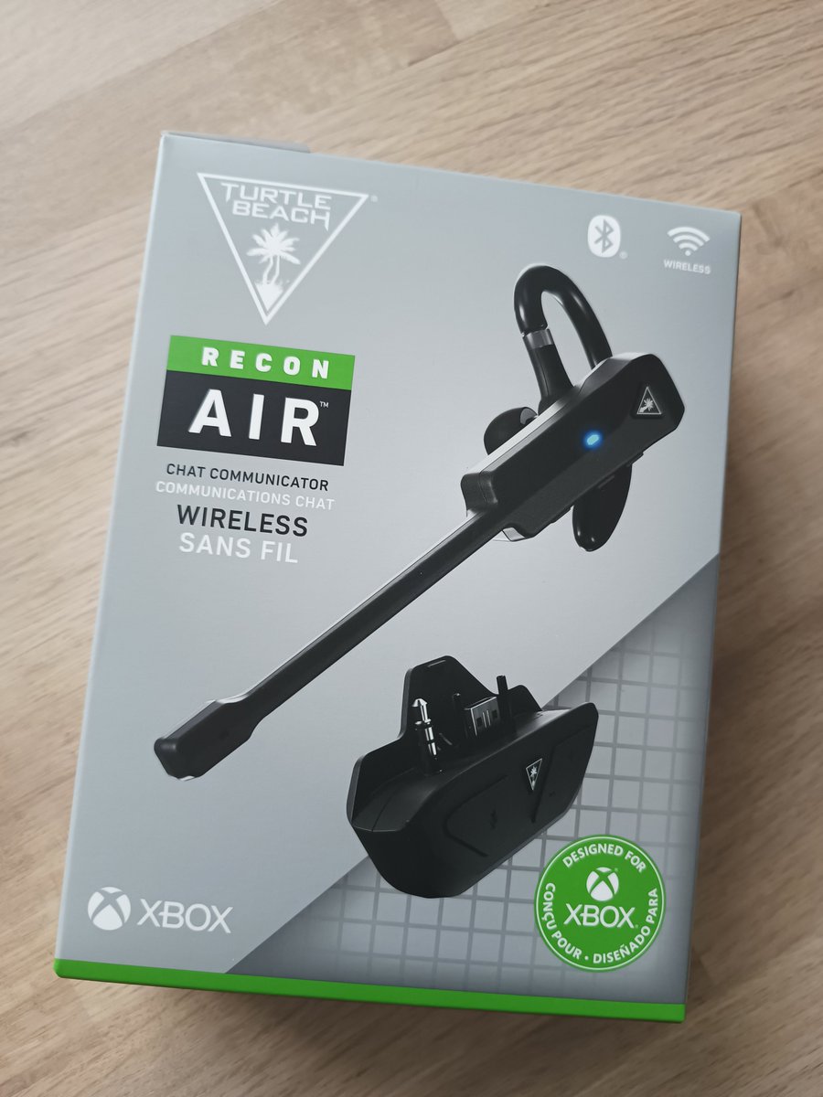 WirelessMicForXbone tweet media