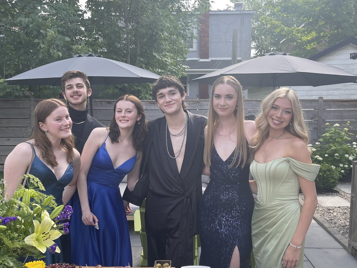 I’m just so GD happy they get prom. Covid took big things. And small things. To eavesdrop on these kids…and listen to their excitement at what lies ahead…just so grateful. Happy 🇨🇦 Day everyone.