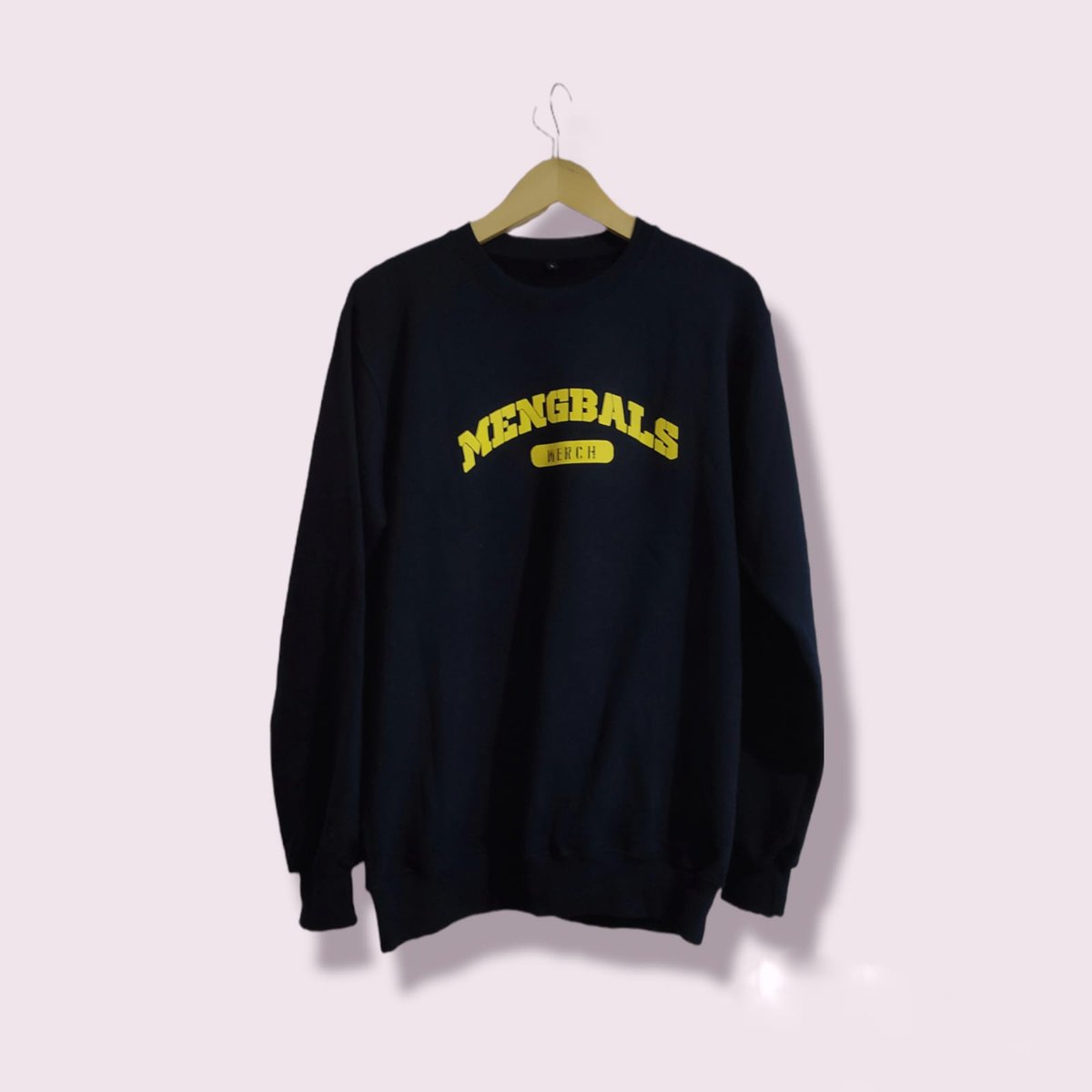 Give away 3 buah crewneck untuk 3 orang pemenang. 

Cukup tebak skor pertandingan Perempatfinal #PialaPresiden2022 antara Persib Bandung melawan PS Sleman. 

Contoh : 

Persib Bandung 3 - 1 PS Sleman

Jawaban ditutup pukul 20.00

Hatur Nuhun.