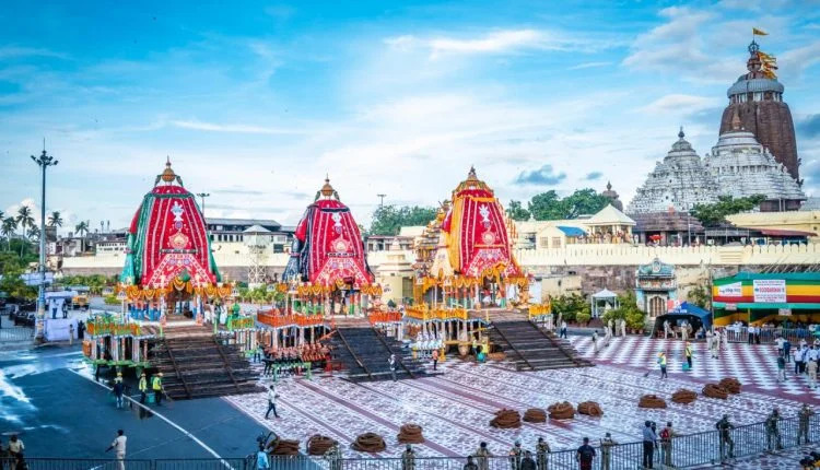 TechTss's tweet photo. May Lord Jagannath bless everyone with peace and prosperity. Let us carry the Rath of our lives by diminishing all the evils inside us.
Happy Ratha Yatra!!
🌐https://t.co/Xj3kiqfpiZ
#RathYatra #Lord_Jagannath #TECHTSS #Car_Festival #Chariot_Festival https://t.co/h2teXc5IId