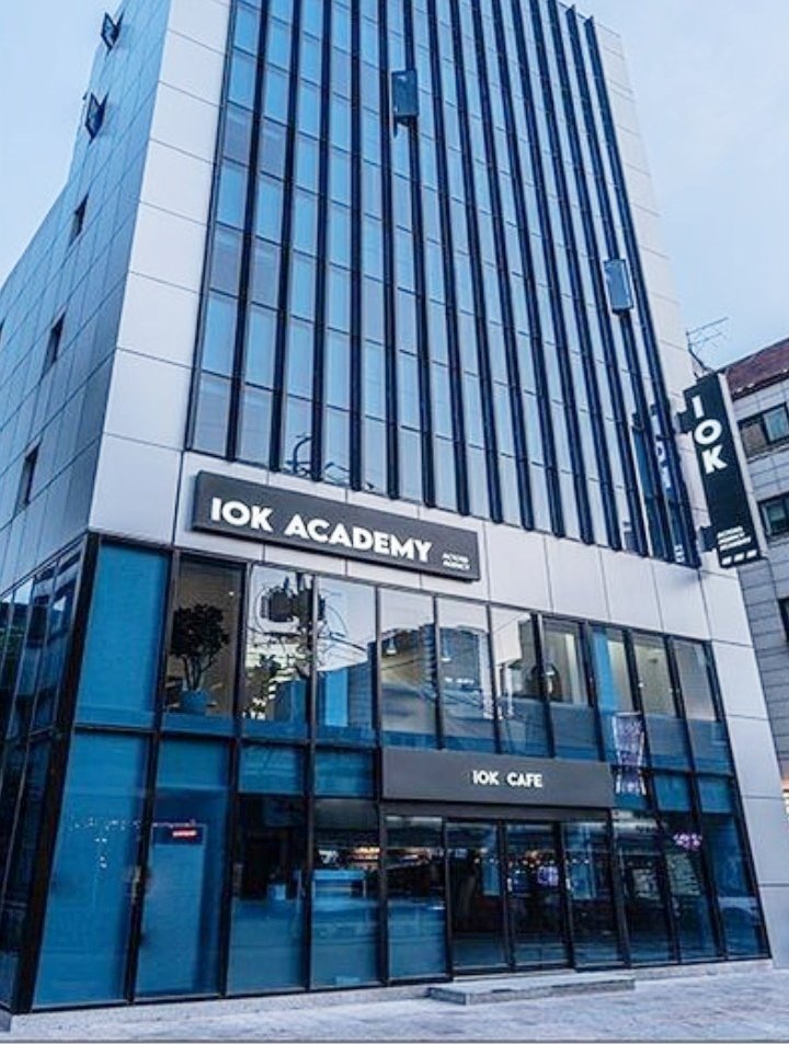 GRIDNBG131A_ID's tweet photo. So is there an Iok Cafe on the ground floor of Iok Academy too?

#iokacademy #iokm #iokcafe https://t.co/dDBISpSfEx