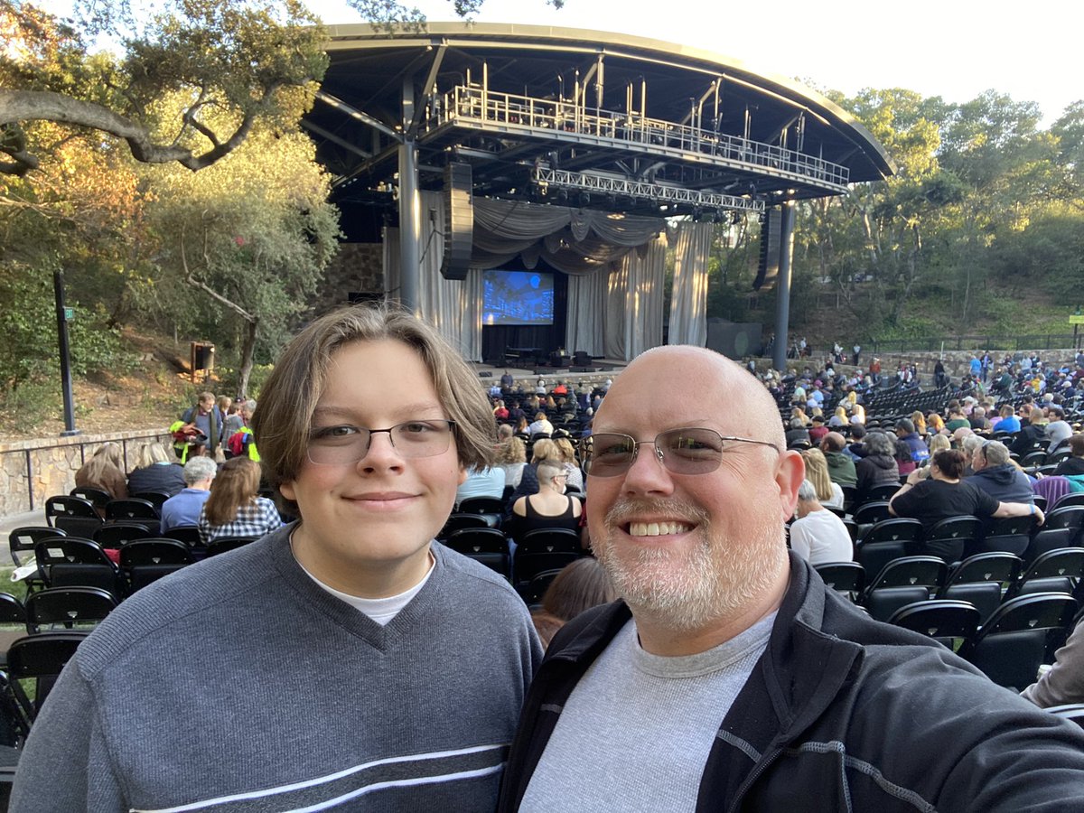 Brian Alvey tweet media