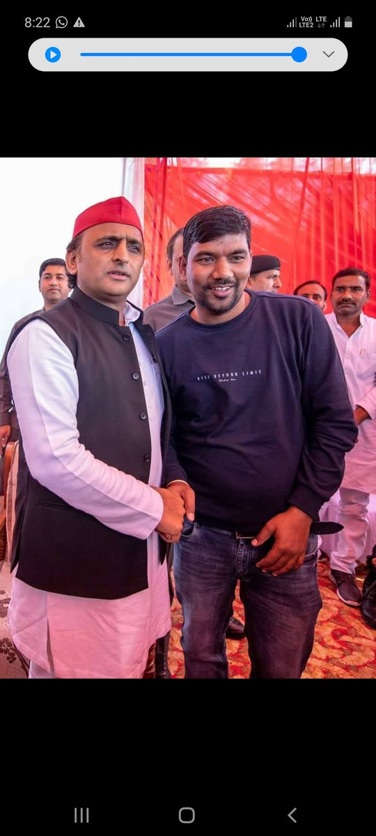 Devendra_veeru's tweet photo. #समाजवादी पार्टी के राष्ट्रीय अध्यक्ष, उत्तर प्रदेश के पूर्व मुख्यमंत्री #विधानसभा में नेता #प्रतिपक्ष माननीय अखिलेश यादव जी को जन्मदिन कि ढेर सारी हार्दिक बधाई एवं शुभकामनाएं 💐💐🙏🙏 @MediaCellSP  @yadavakhilesh @my1manish https://t.co/tWOkYB9YMY