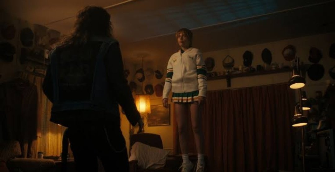 hellcrazyfire's tweet image. 🚨🎲 TOP MELHORES EPISÓDIOS DE STRANGER THINGS 4 (VOL.1) 🎲🚨
-
6- Episódio 1: O clube Hellfire (12,8%)