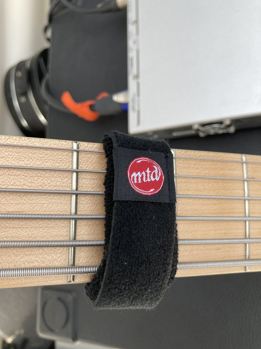 ConnorMiskiman's tweet photo. That’s better. 😎👍🏻
 #mtd4lyfe #gig #giggin #gruvgear #fretwrap #gk #bass #bassplayer #musician #jazz #jazzfest #yeg #yegmusic #music @MTDbassUSA @gruvgear https://t.co/rCP1OMJHCx