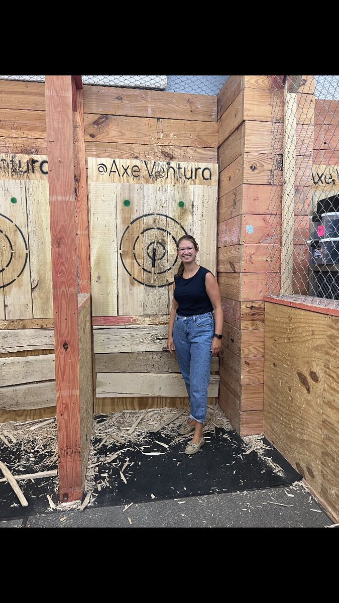 SarahUttal's tweet photo. Nothing calms those first year fellow nerves like axe throwing! πͺWe @UMichGIHep are already *on target* for greatness π― @JessSheehanMD @MehwishAhmedMD https://t.co/8Qd21VdQrp