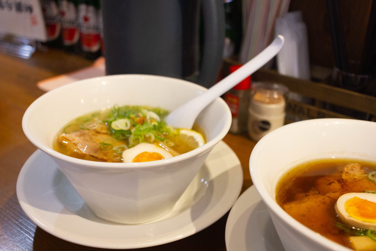 Cheeky Salt and Soy Sauce Ramen Lunch with the Wife! 👌
家の奥さんと、ちょい塩と醤油ラーメンを食べに行っちゃった！
