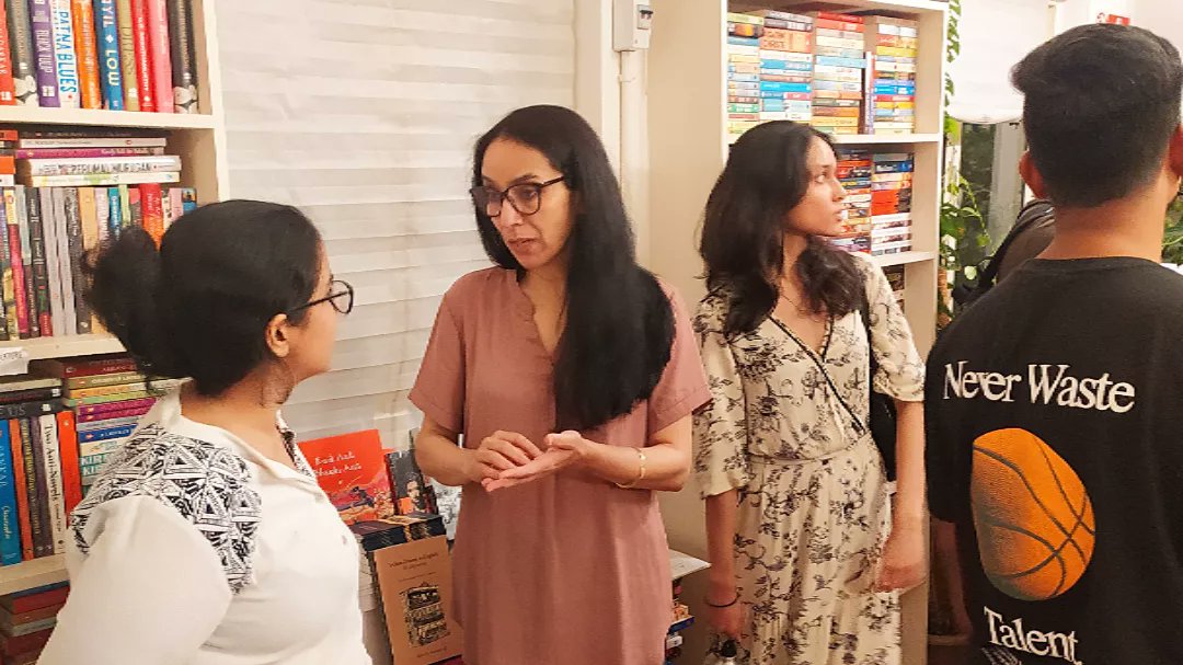 walkngbookfairs's tweet photo. Scenes from Poetry Evenings: Wandering Moments with poet, translator and teacher Dr. Mahasweta Baxipatra (@msbplit ) at our bookstore last evening.
Many thanks to the fabulous Dr. Baxipatra and everybody who attended.
#bookstoreevents #poetrylovers #Bhubaneswar https://t.co/4KW2fcTFDH