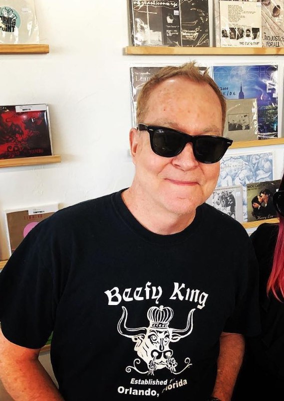 Happy 71 birthday to the amazing B-52s singer Fred Schneider! 