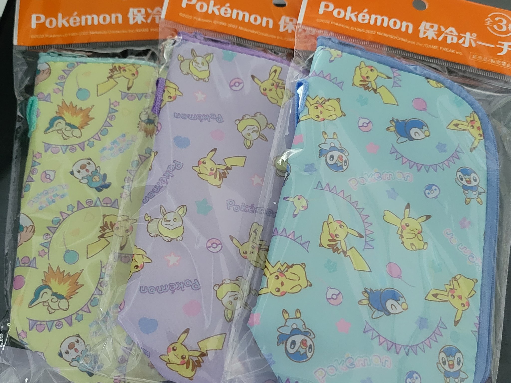 8 伊藤園のポケモン保冷ポーチ手に入った めちゃ嬉しい T Co Egt60aihda Twitter