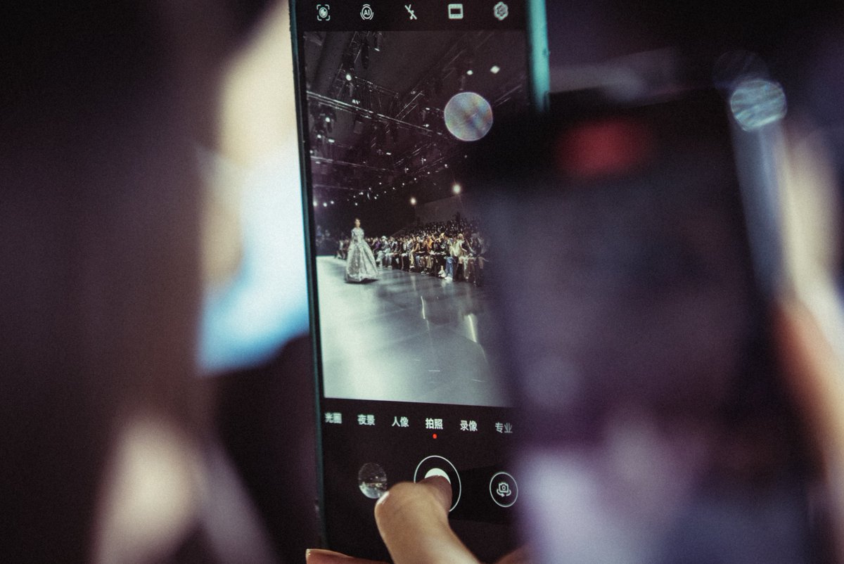 Shanghai Fashion Week tweet media