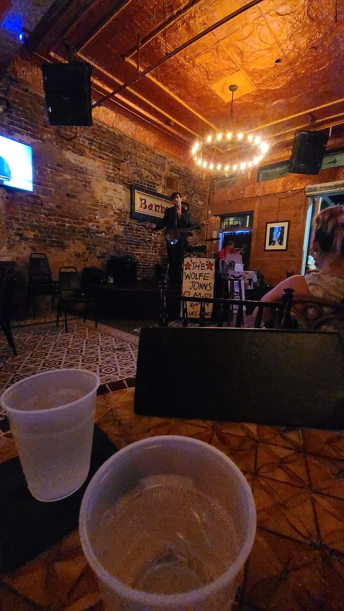 Danimorse123's tweet photo. Just feeling the blueees with Crystal and Dan at Bamboulas #WickedDecent https://t.co/iHF7w3MufN