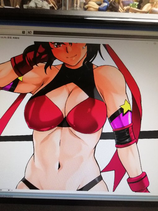 ジャスティス、今回は腹筋は抑えめ。 