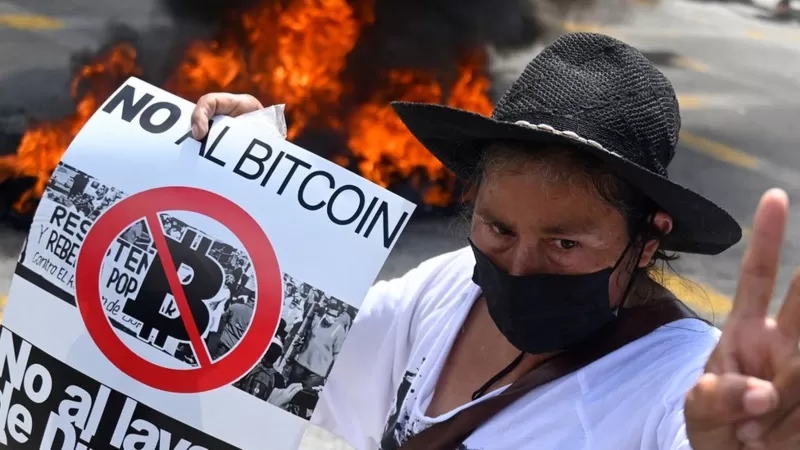 Zack_cach's tweet photo. @WatcherGuru People in El Salvador don't like Bitcoin except their president https://t.co/P3QA5LNPGv
