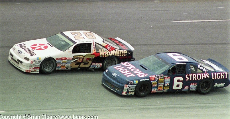 LegendsNascar's tweet image. Davey Allison won the 1989 Pepsi 400 at Daytona 33 years ago today. 🏁

#RobertYatesRacing 🏁